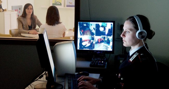 Reiterati atti persecutori nei confronti dell’ex compagna, arrestato 21enne