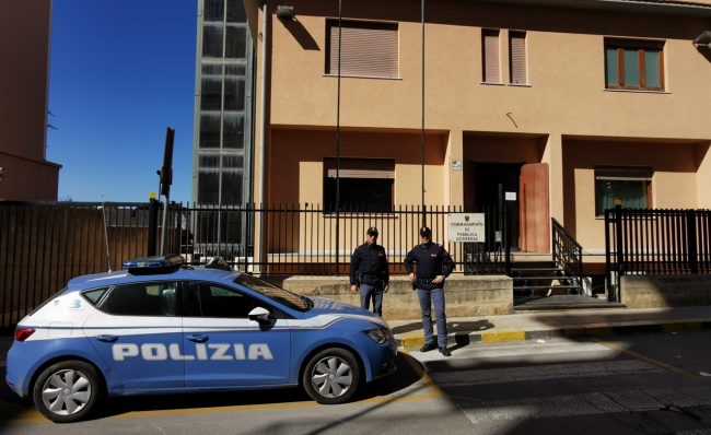 Due rapine in banca fallite in un giorno, ai domiciliari il responsabile