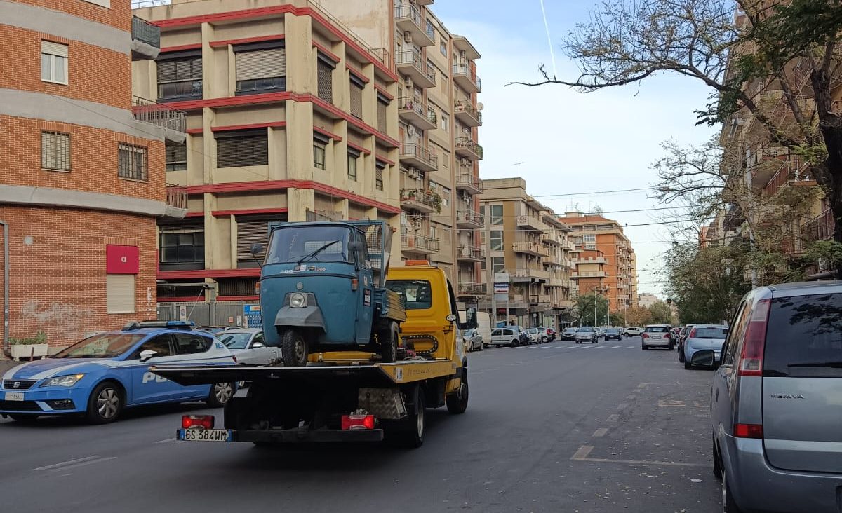 Pugno duro contro l’abbandono di rifiuti a Catania: diverse le denunce e i sequestri di veicoli