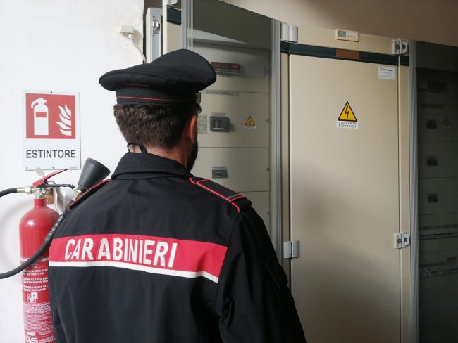Furti di elettricità nei quartieri Brancaccio, Capo e Bonagia: 18 denunciati