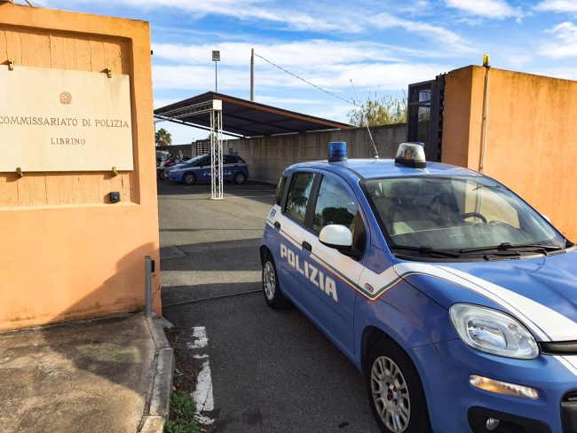 Finisce in carcere un 24enne di Librino che vendeva frutta nonostante i domiciliari