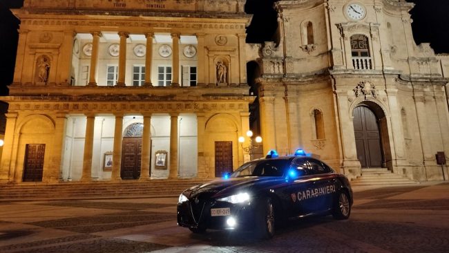 Tentato omicidio a Vittoria, 25enne incastrato dalle macchie di sangue sui vestiti