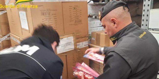 Più di 2mila giocattoli cinesi sequestrati a Palermo