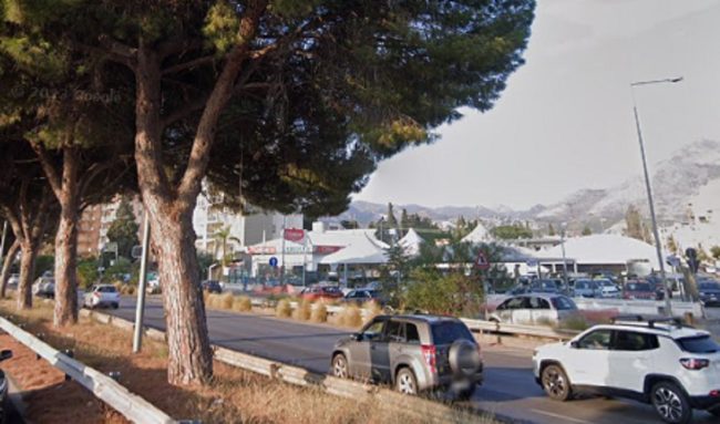 Tamponamento sulla Circonvallazione di Palermo blocca il traffico, quattro auto coinvolte