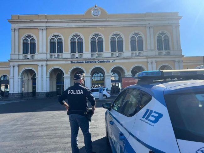 Messina, minorenne ”fugge” dall’ospedale: viene ritrovata su un bus diretto a Catania