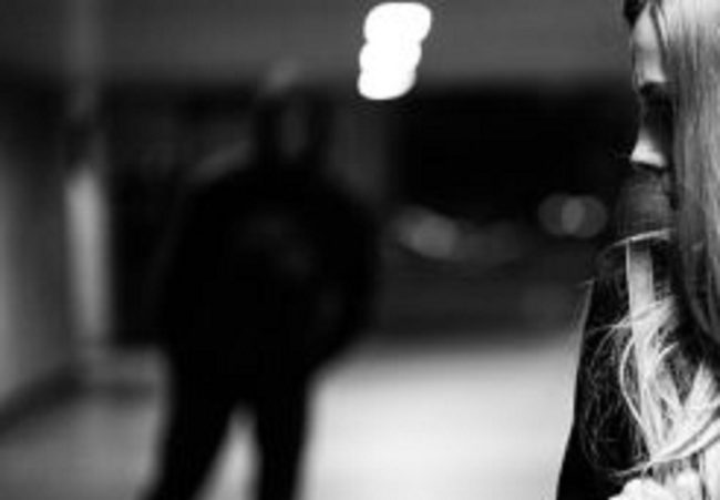 Perseguita e istiga la fidanzata 16enne al suicidio, terrore senza fine a Marsala