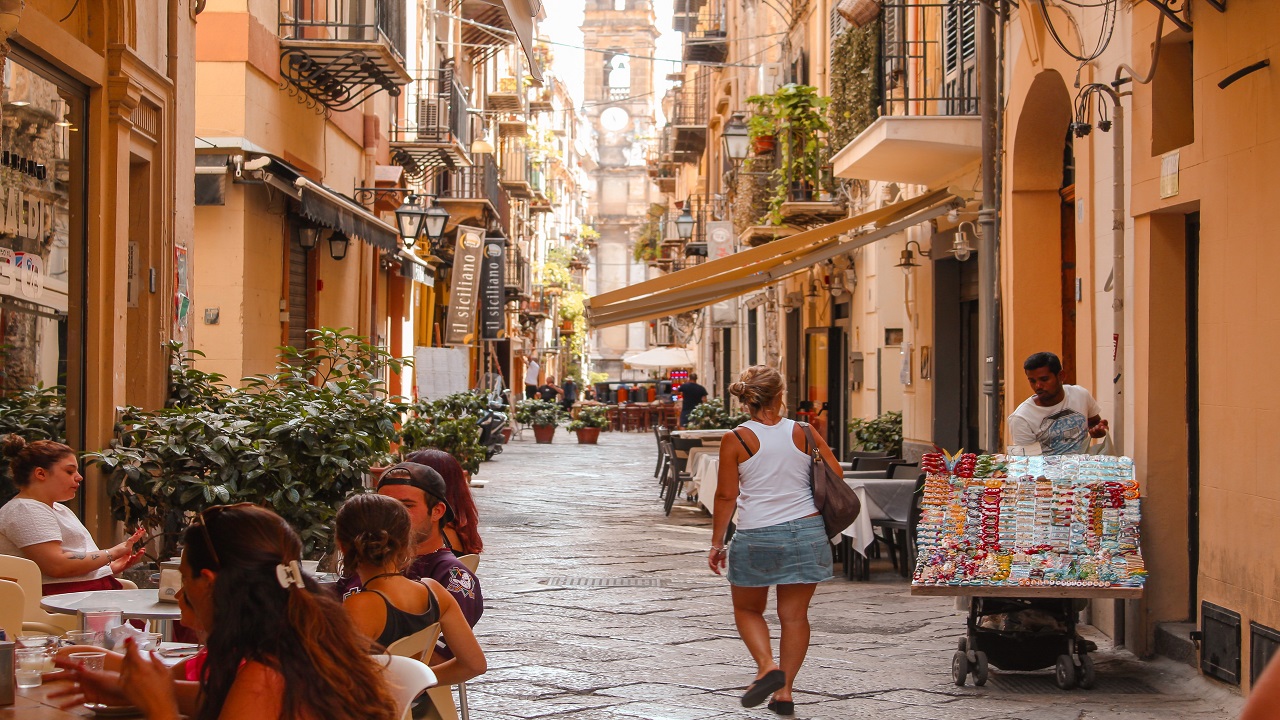 Ai palermitani non piace Palermo: sono i più scontenti della propria città in Europa