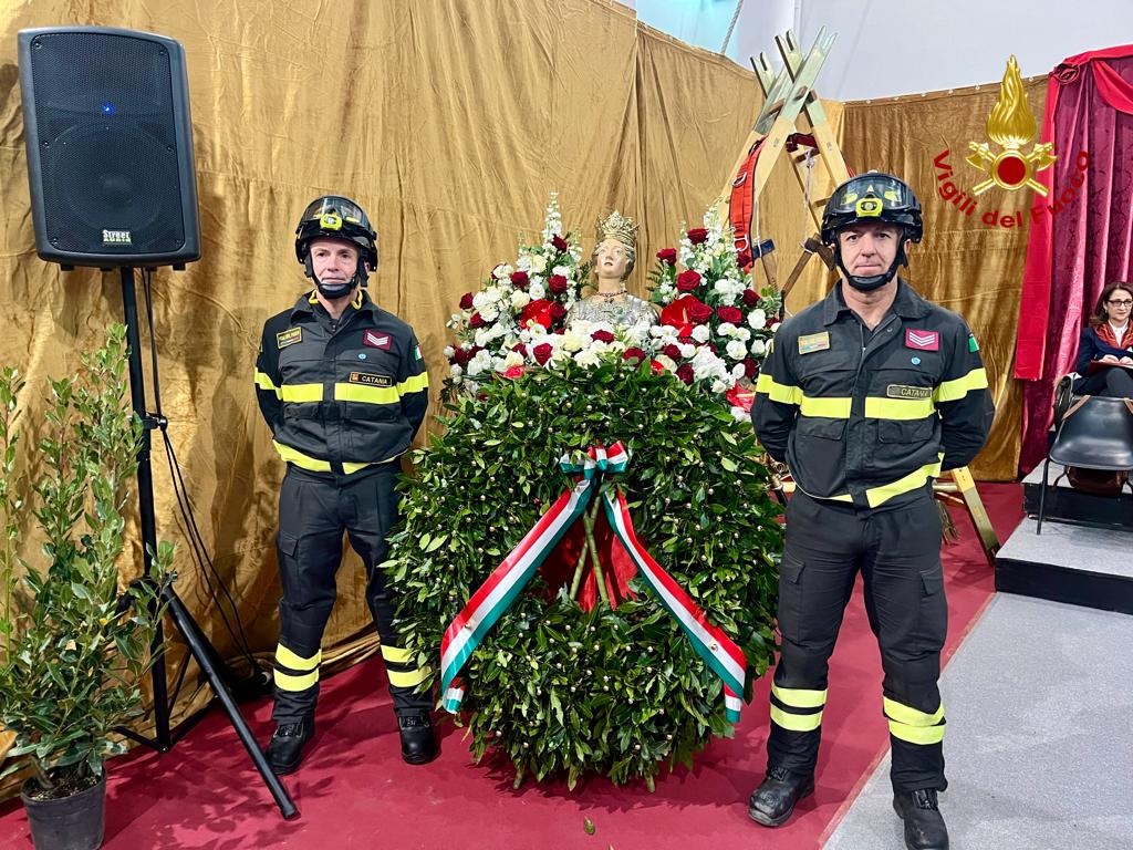 La festa di Santa Barbara al Comando Provinciale dei Vigili del Fuoco di Catania