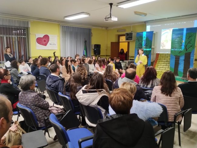Alcuni degli ingredienti necessari per condire il futuro degli studenti dell’I.C. “La Mela-Mazzini” di Adrano – VIDEO INTERVISTA