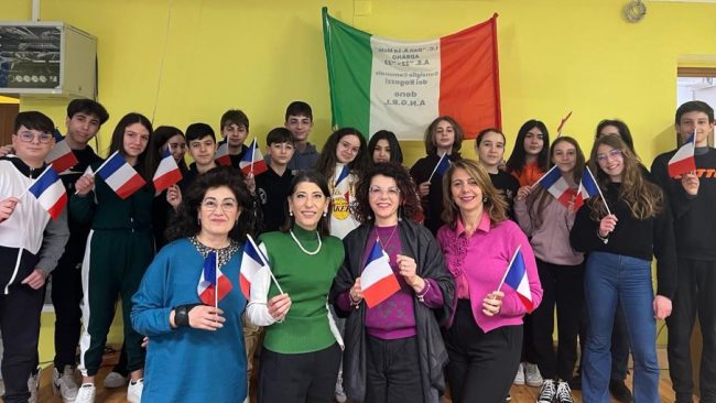 L’istituto La Mela-Mazzini di Adrano apre le sue porte: open day il 14 dicembre