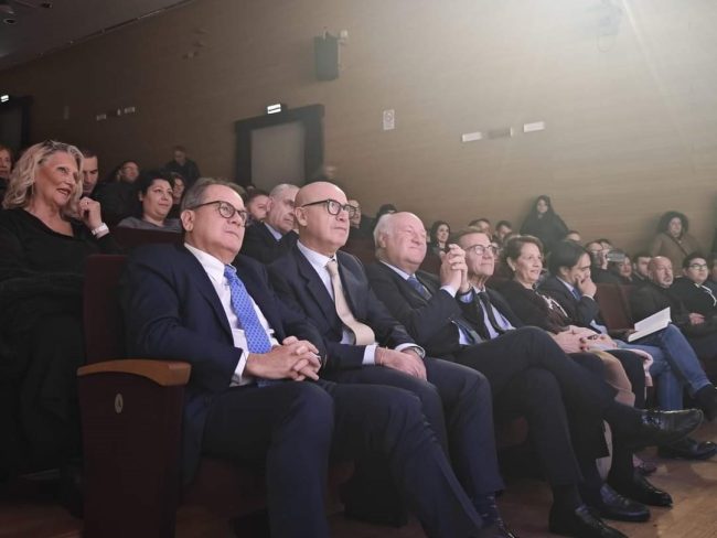 Catania, per “Noi Moderati” scambio di auguri all’insegna del sociale