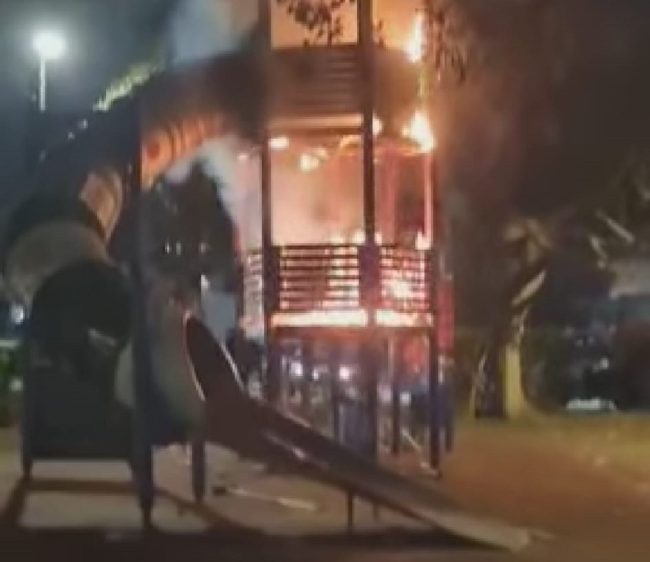 Bambinopoli in fiamme a Catania, il consigliere Cardello: “Potenziare i controlli in tutta la città”