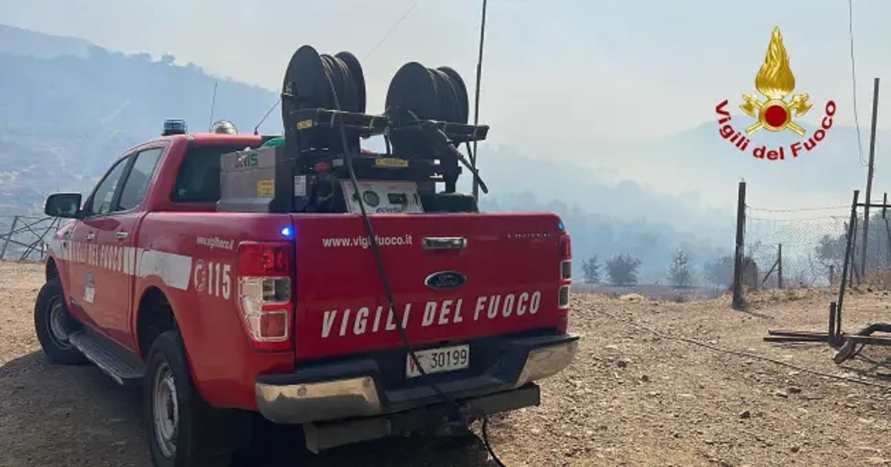 A fuoco 5 ettari di macchia mediterranea nel Trapanese