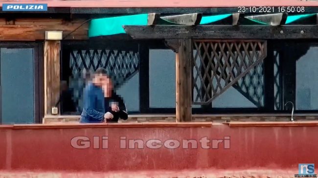 Le estorsioni ai danni di imprenditori catanesi e il traffico di droga, i “capi” dell’operazione “Doppio Petto”