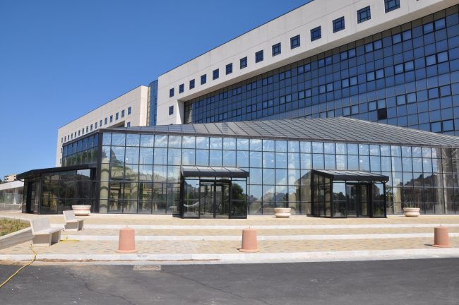 Tensioni all’ospedale Umberto I di Enna, si riaccendono i riflettori sull’emergenza sanitaria