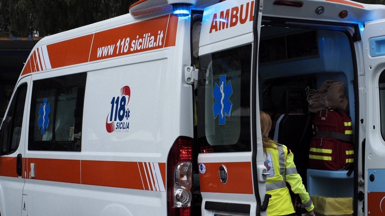 Maltempo a Messina, incidente sulla Statale 114 e Tir bloccato per i cantieri