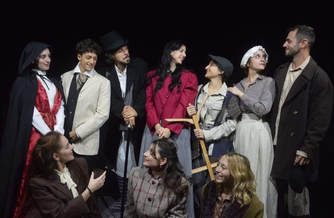 La “Compagnia Buio in Sala” con “A presto Babbo Natale” dà il benvenuto al 2024