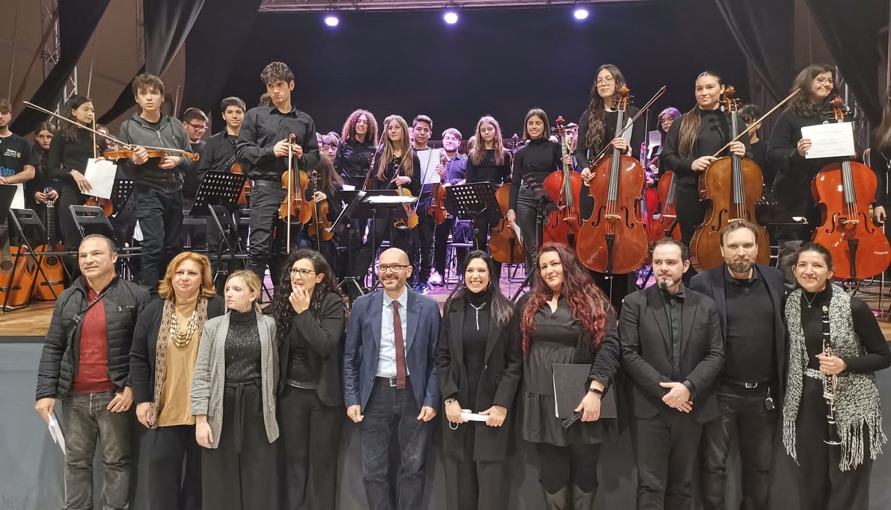 Concerto finale degli alunni della “Cavour” “Laboratorio di formazione orchestrale e corale”