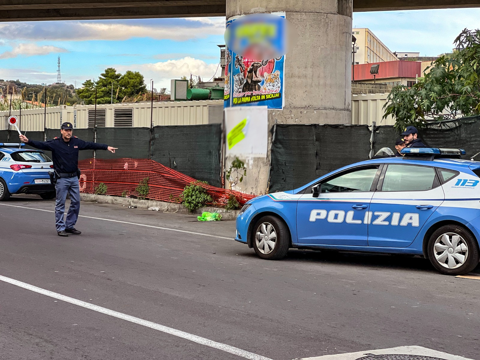 In auto con capi d’abbigliamento rubati, 42enne denunciato