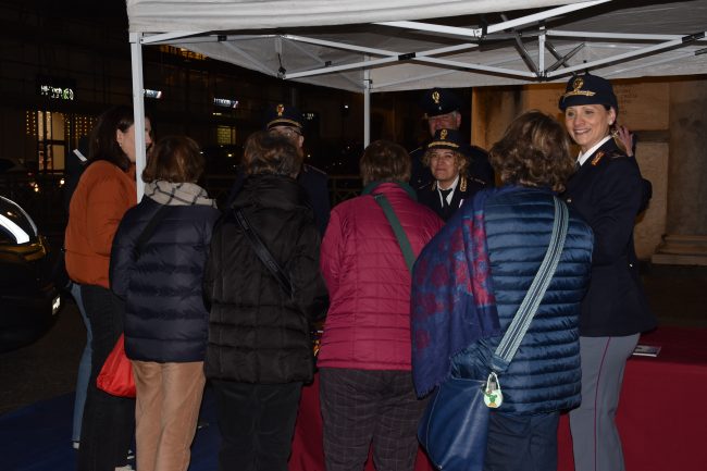 Catania, la Polizia di Stato presente con la campagna “Questo non è amore”
