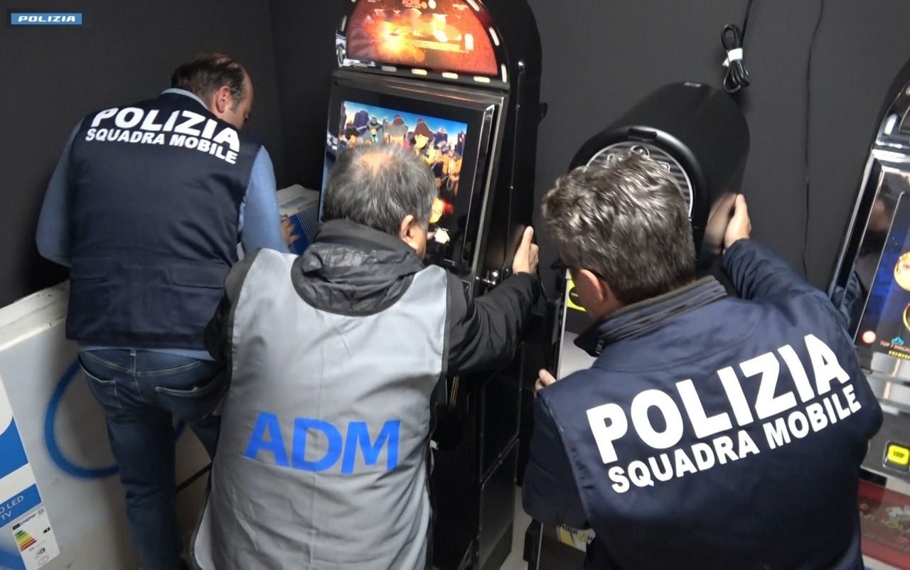 Caltanissetta, controlli in sale giochi e scommesse: elevate sanzioni – VIDEO