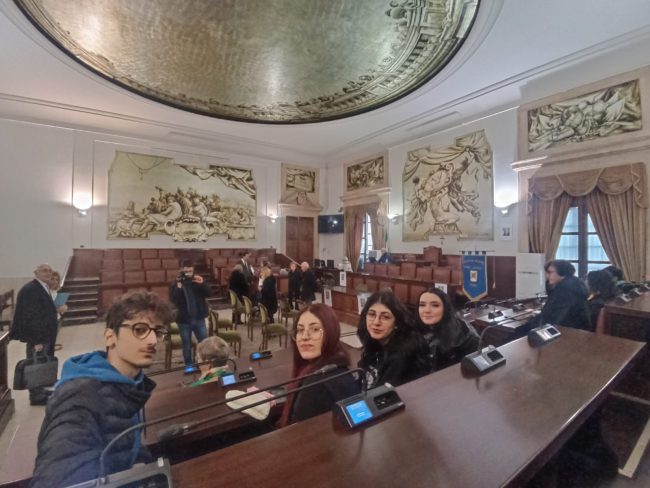 Il “Gemmellaro” di Catania al Palazzo degli Elefanti per la conferenza su “Le Madri Costituenti”