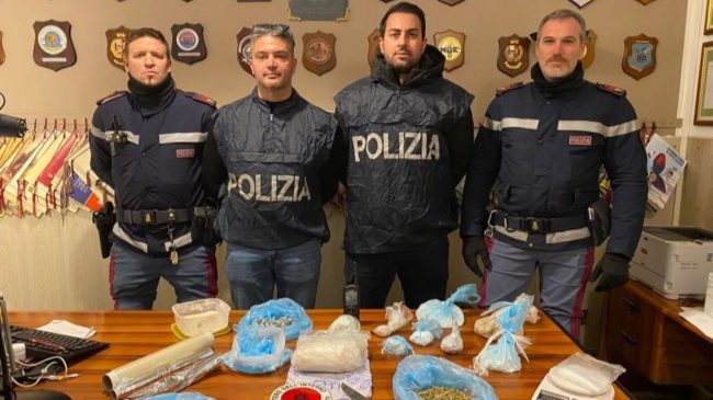 Laboratorio domestico di stupefacenti nel cuore di Ballarò: arrestato straniero