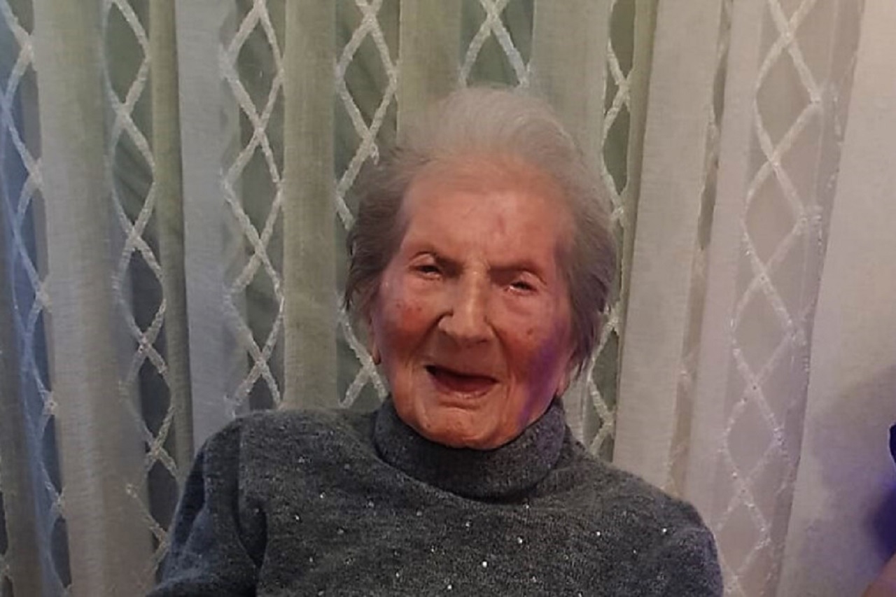 Nonna Francesca spegne 112 candeline, è la più anziana della Sicilia