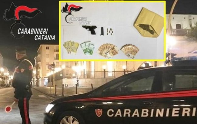Pregiudicato giarrese agitato per un controllo: rinvenuti in casa della marijuana e una pistola