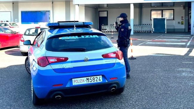 Caltanissetta, 38enne ruba in un supermercato: arrestato
