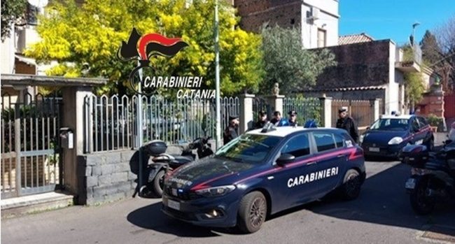 Smascherato falso incidente a Battiati, così un napoletano pretendeva 10mila euro da una donna