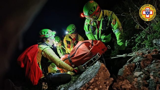 Giallo a Palermo, trovato cadavere in un dirupo a Montepellegrino
