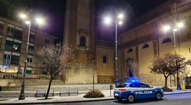 Caltagirone, inseguimento di un’auto rubata guidata da 3 minorenni