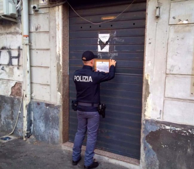 Centro scommesse covo di pregiudicati: sospesa attività in via Plebiscito