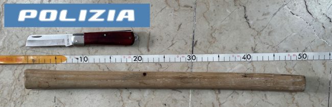 In giro per Adrano con bastone e coltello nonostante il braccialetto elettronico: scatta l’arresto per un uomo