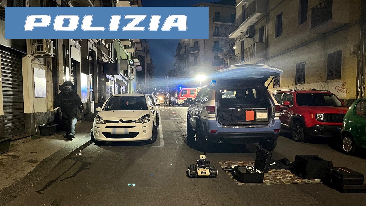 Catania, bomba carta al tabacchino di via Vincenzo Giuffrida