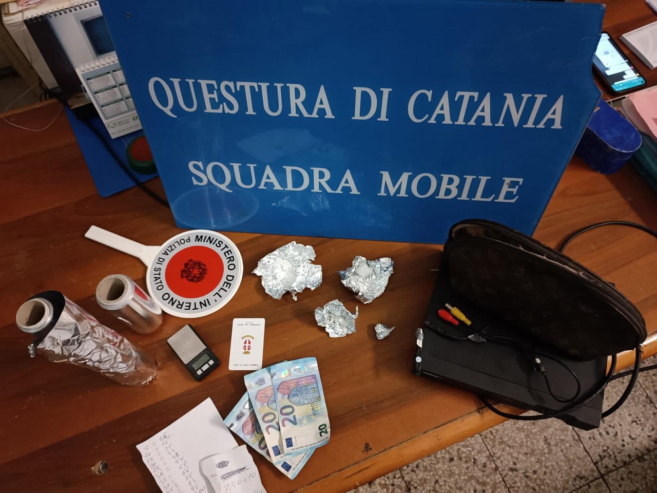 Tre arresti a Catania in due distinte operazioni