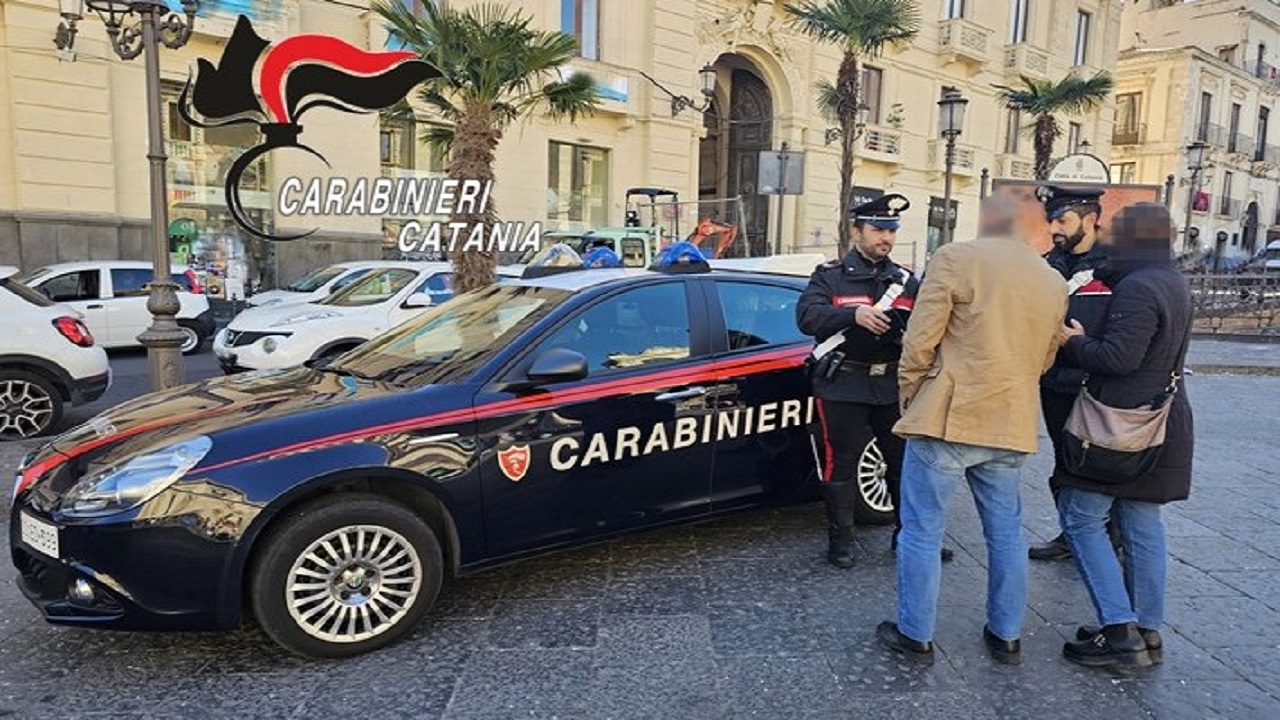 Catania, si incontrano ma non avrebbero potuto: coppia arrestata