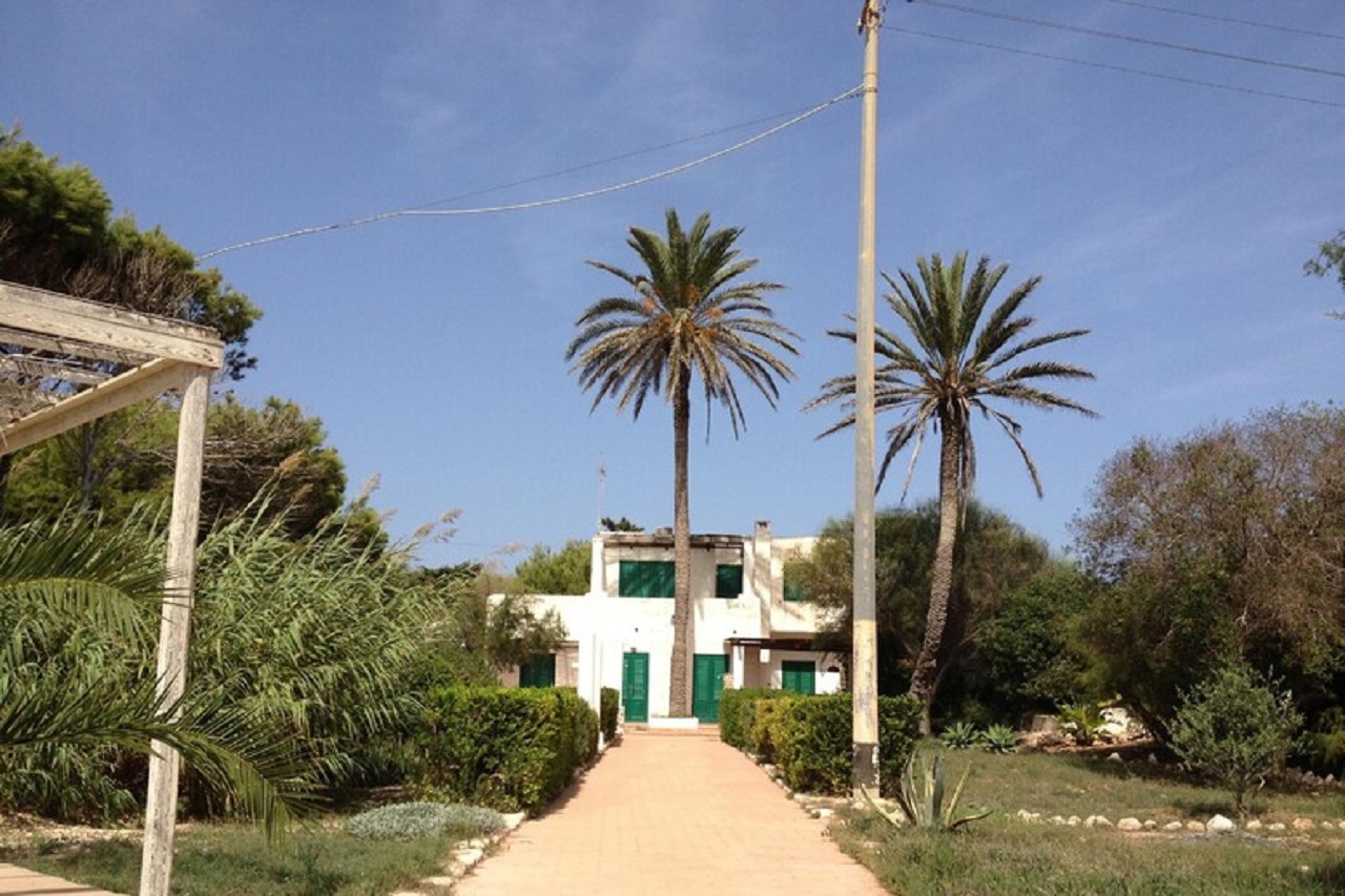 Lampedusa, venduta la villa di Silvio Berlusconi a economista