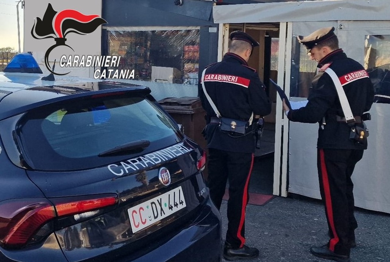 Condotte di guida pericolosa e illegalità diffusa, chiuso noto chiosco-bar a San Giorgio