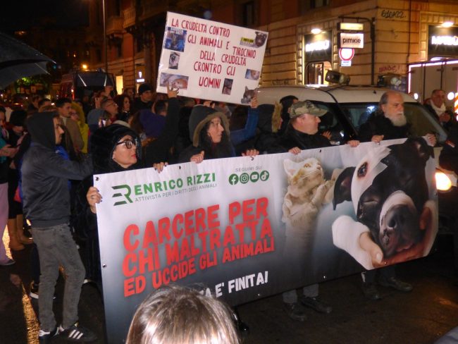 A un mese dall’orrore, Palermo scende ancora in piazza per Aron