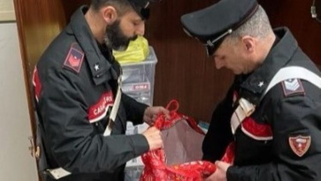 Trovato con oltre un chilo di marijuana: arrestato 44enne a Paternò
