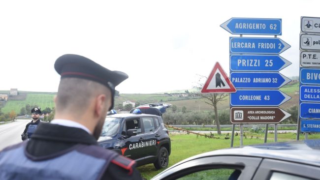 Arrestate quattro persone per furto e ricettazione nel Palermitano