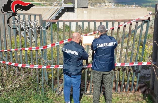 Petralia Soprana, sequestrato un depuratore mai entrato in funzione: i reflui venivano sversati nei terreni vicini