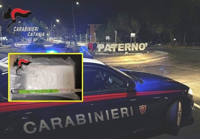 Nascondeva 1 kg cocaina sotto giubbotto del figlioletto: arrestato papà alla guida a Belpasso