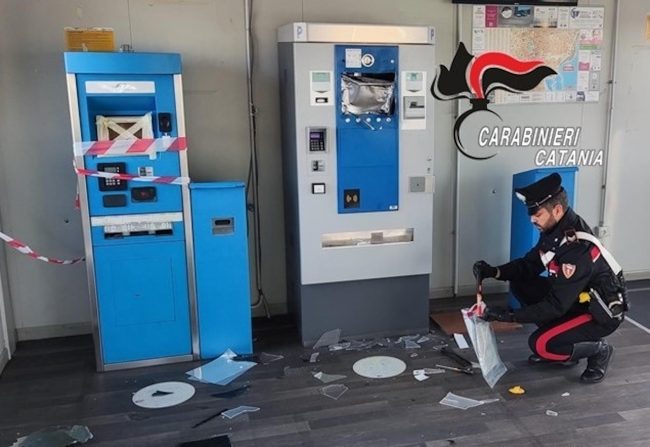 Arrestati gli scassinatori della biglietteria della Metropolitana di Nesima