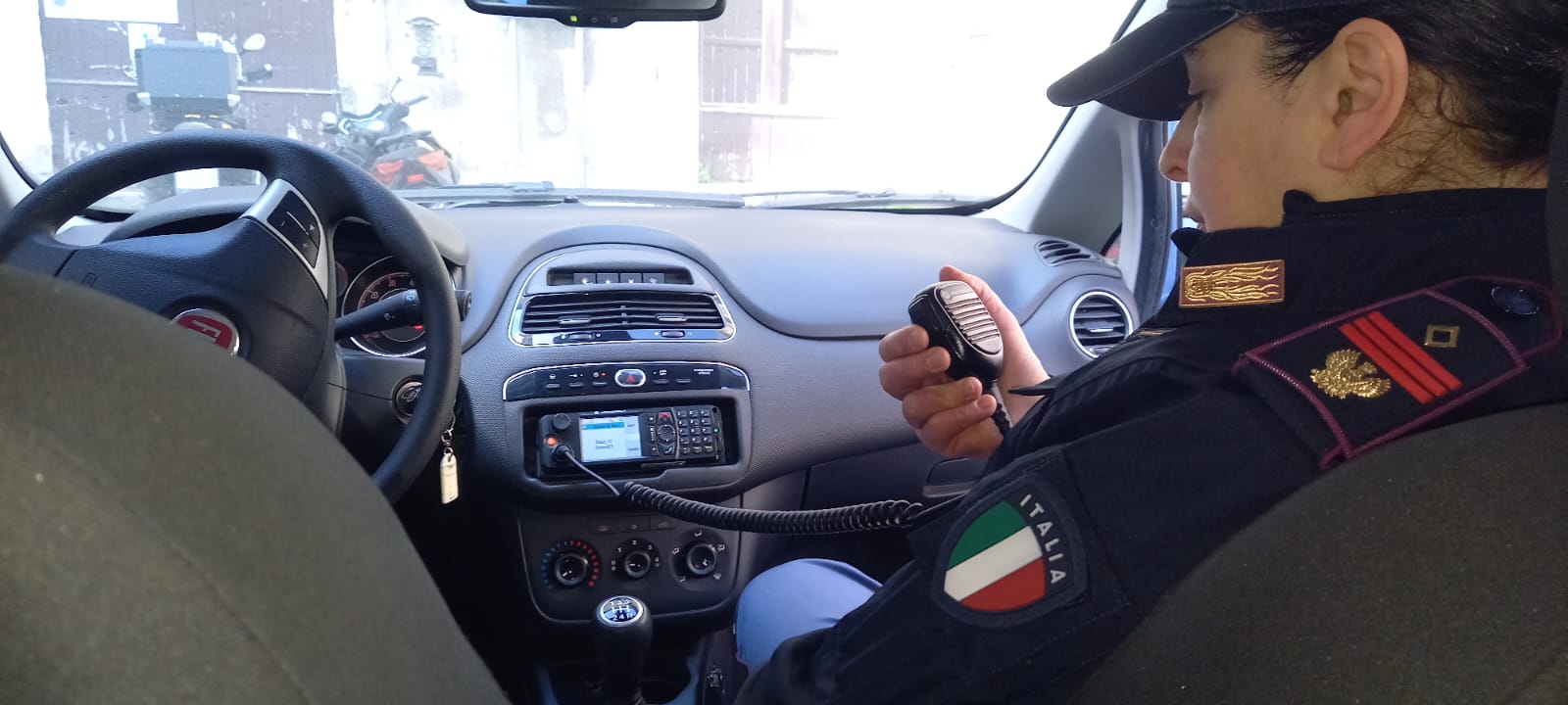 Catania, sfugge al controllo ma impatta con altri 3 veicoli: incastrato per una “dimenticanza”