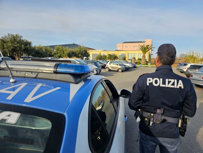Acireale, aggredisce l’ex e il compagno al parcheggio: 44enne in carcere