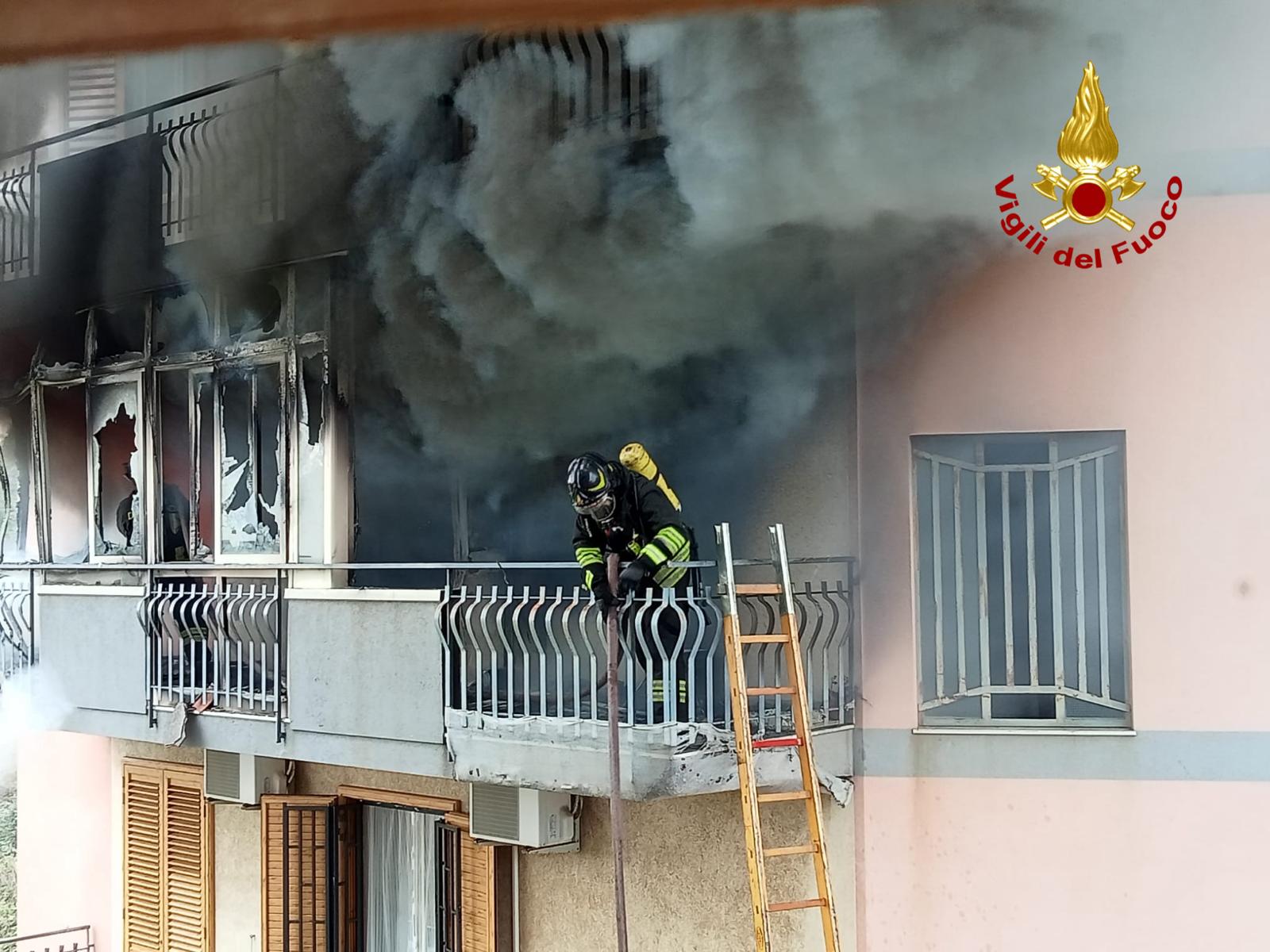 Sarebbero partite da un bambino le fiamme dell’incendio in una abitazione di Acireale