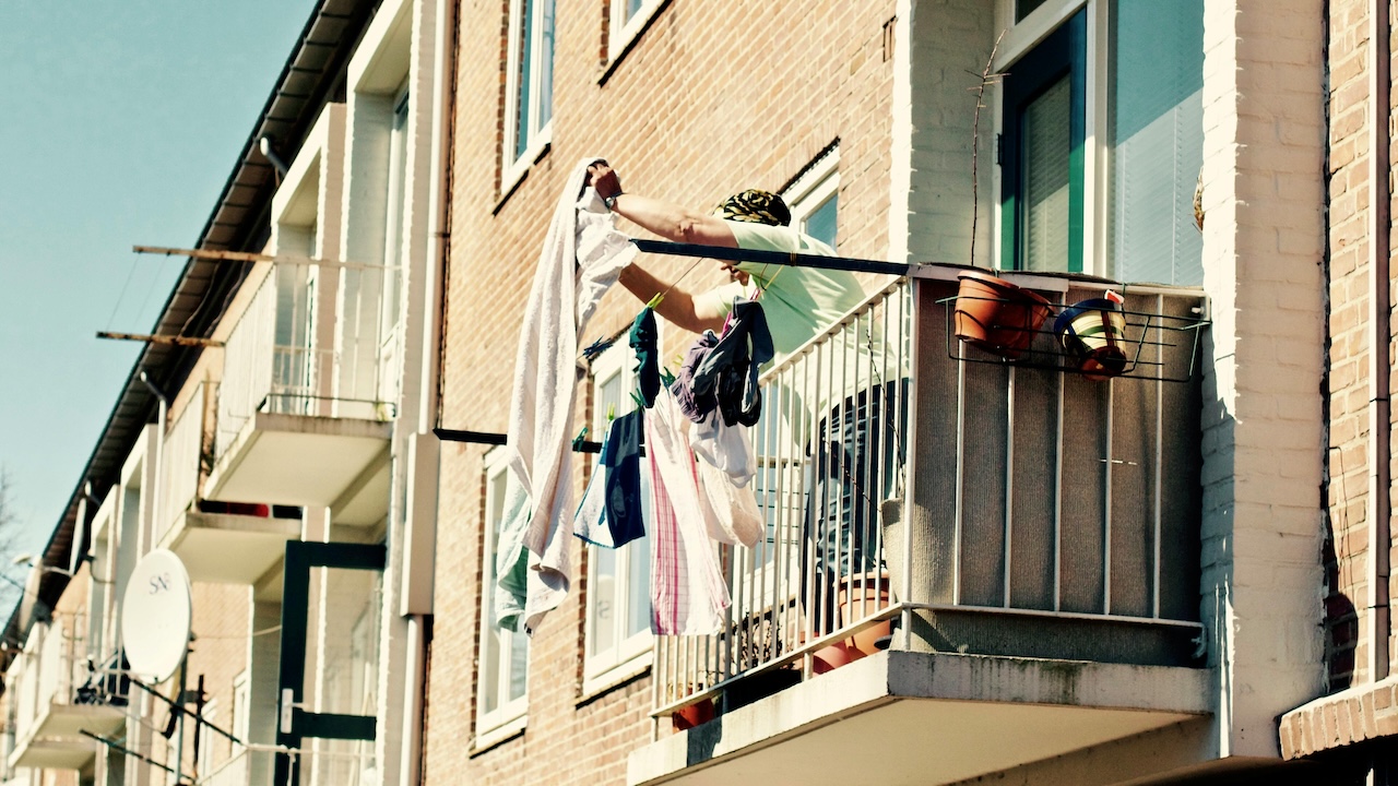 Uomo precipita dal balcone di casa, dietro la tragedia di Canicattì potrebbe esserci un gesto volontario